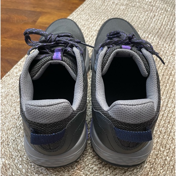 Women’s Sneakers - Picture 5 of 15